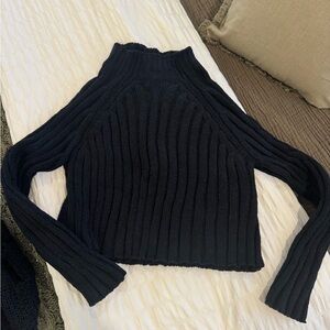 Cropped mock neck knitted sweater, very soft. NWOT size small
